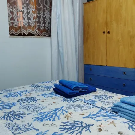 Apartment In Con Vista Mare